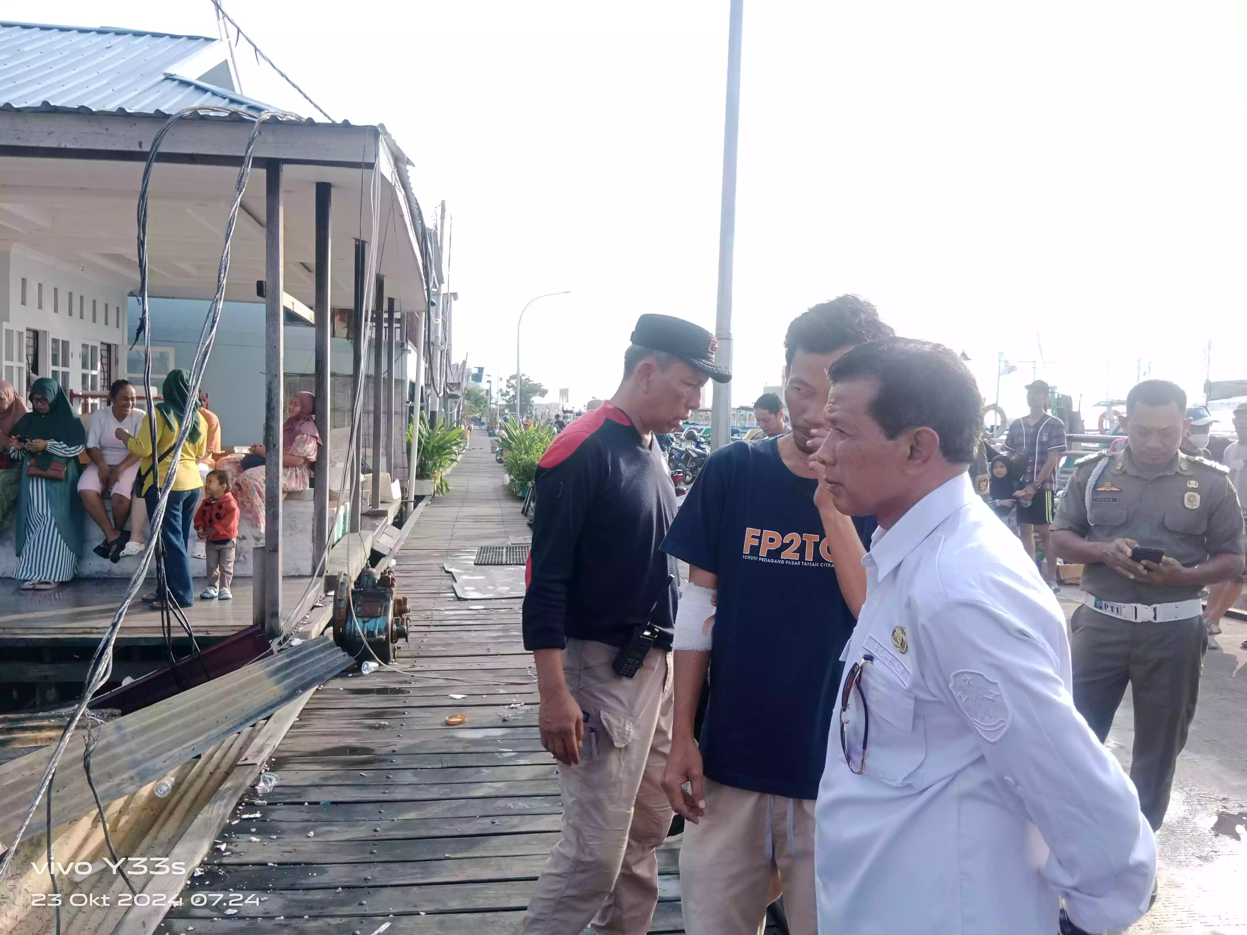 Pjs Wali Kota Bontang Munawar Tinjau Lokasi Kebakaran Selambai