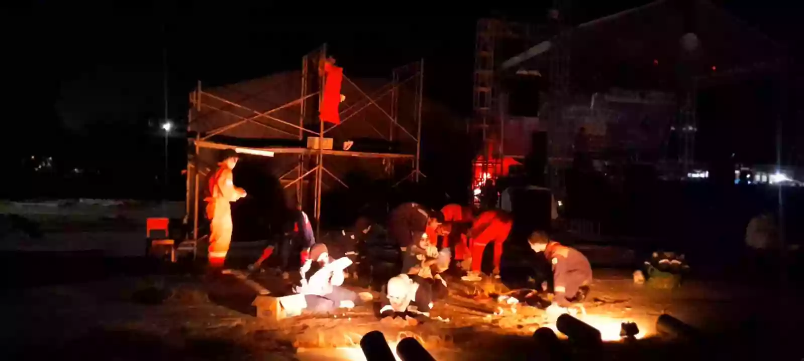 Teater Tanpa Nama SMKN 2 Bontang Tampil Memukau di Maulid Fest 2024, Lakukan Pertunjukan Berjudul "Azan"