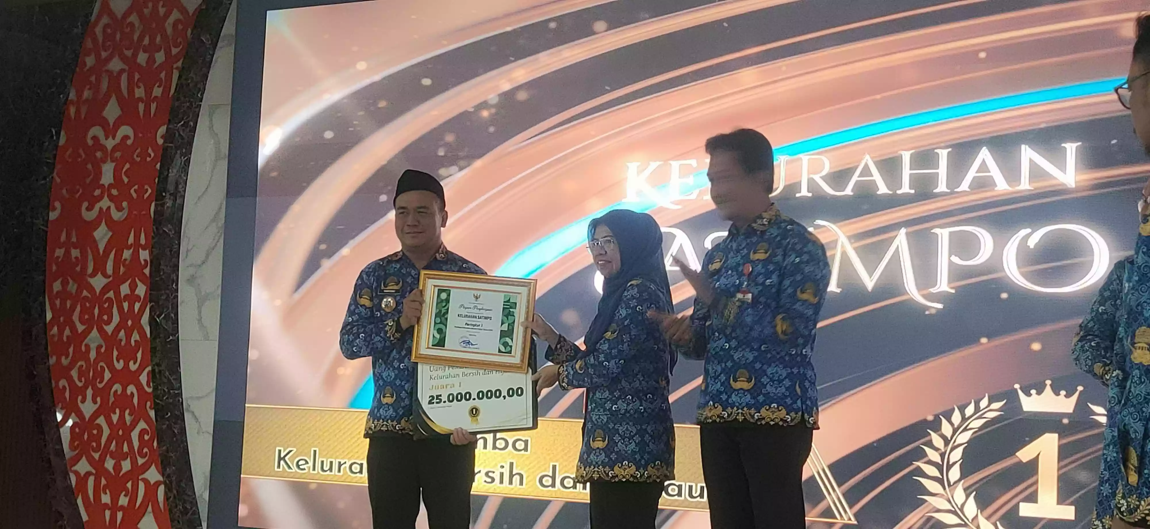 Kelurahan Satimpo Sabet Juara Pertama Kategori Bersih dan Hijau se-Bontang