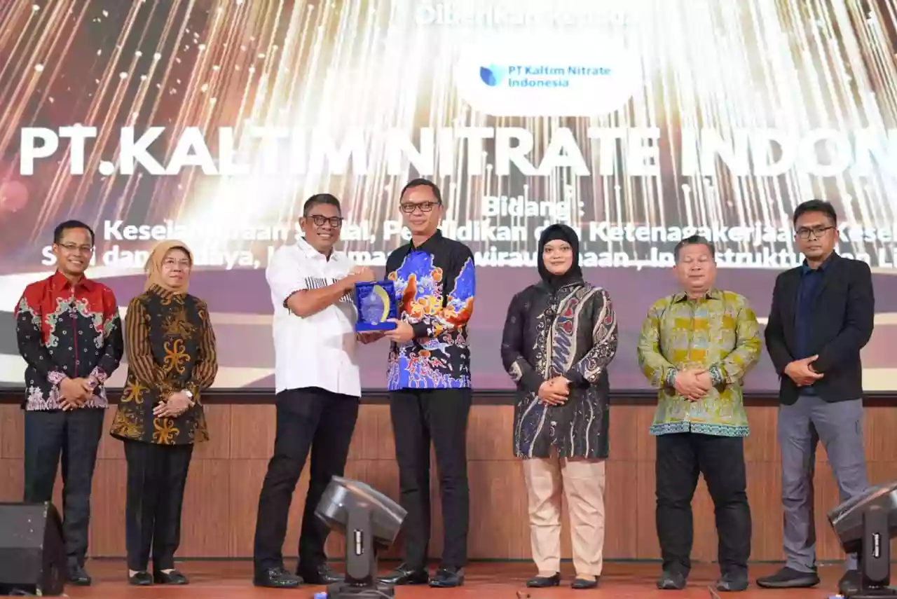 PT Kaltim Nitrate Indonesia Raih Empat Penghargaan di Malam TJSLP Awards 2025