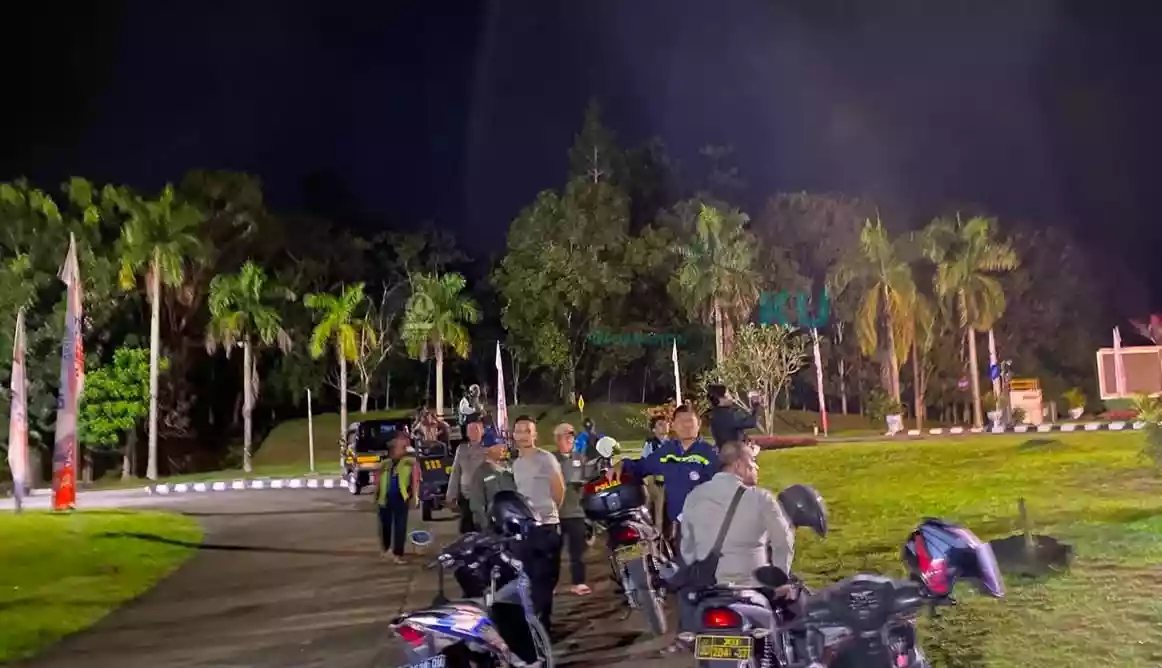 Polsek Bontang Utara Rutin Gelar Patroli Malam Cegah Jambret Beraksi di Bundaran Sintuk