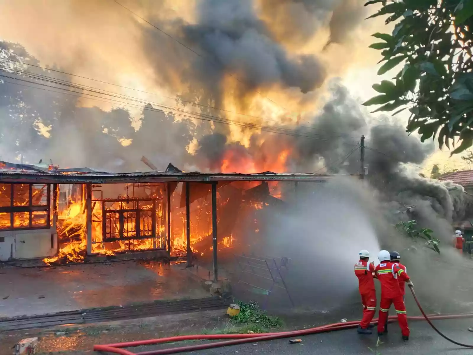 Kutim Membara, Tiga Rumah di Swarga Bara Habis Dilalap Si Jago Merah