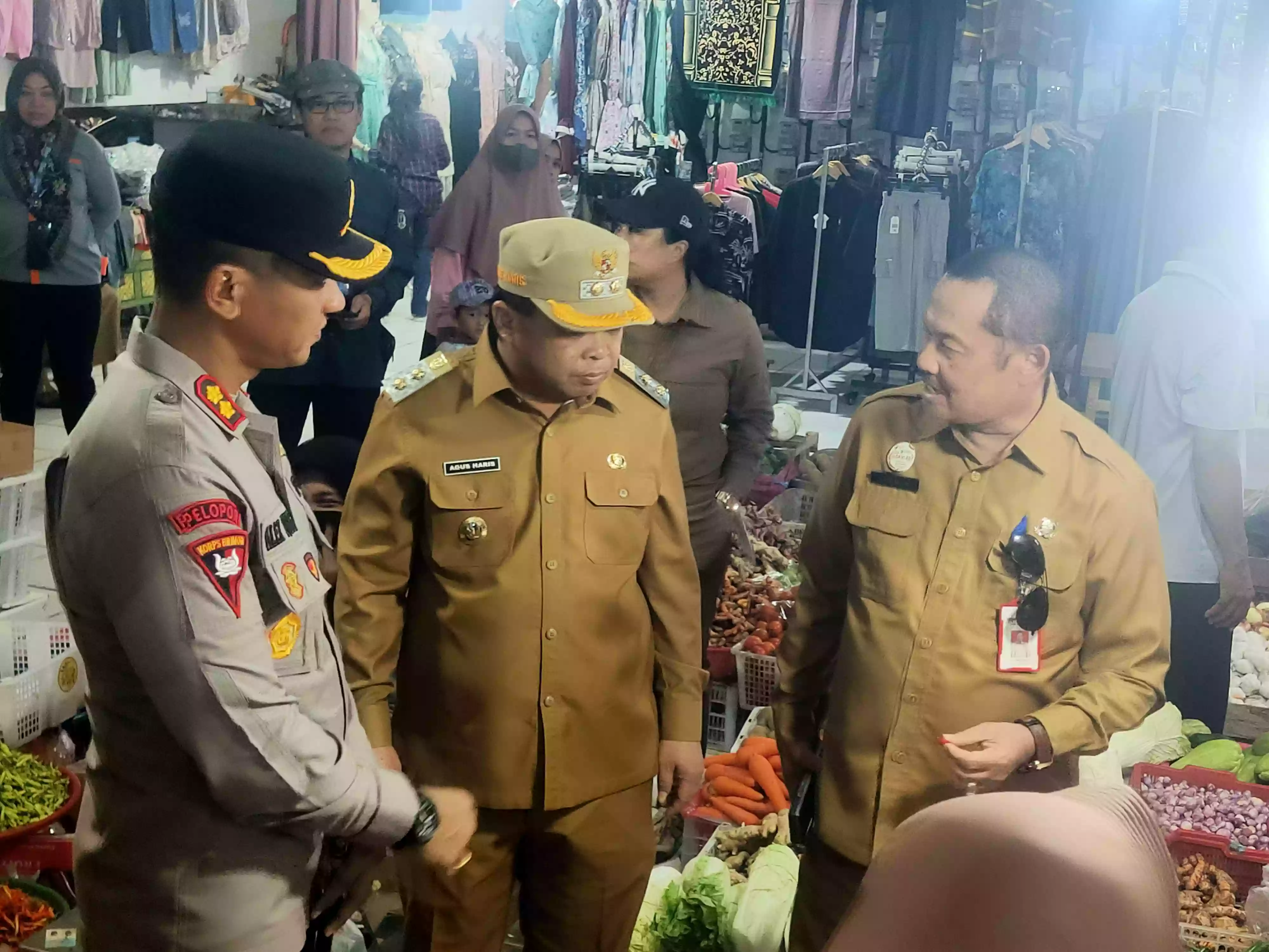 Blusukan ke Pasar, Wakil Wali Kota Bontang Cek Harga Bahan Pokok