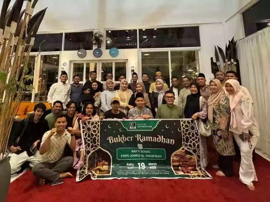 Menjalin Ukhuwah, KAHMI dan HMI Bontang Gelar Bukber dan Bakti Sosial
