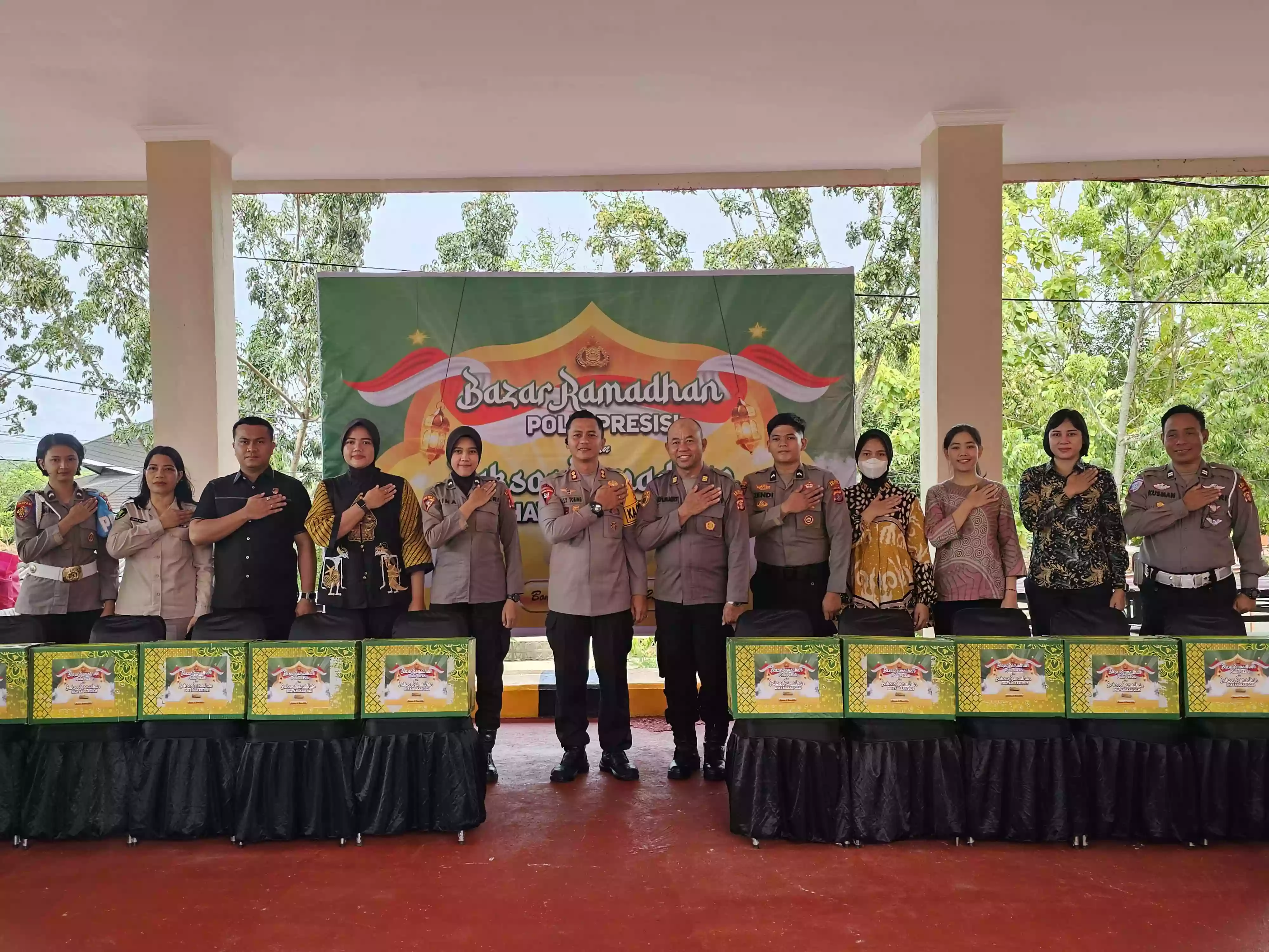 Polres Bontang Gelar Pasar Murah dan Baksos di Bulan Ramadan