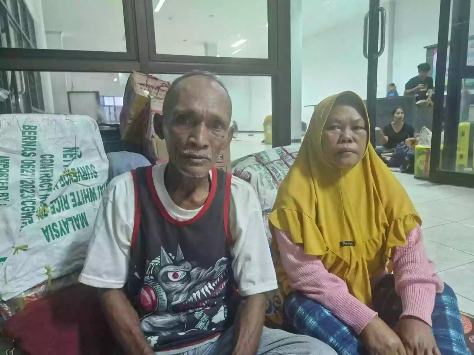 Terjebak di Pelabuhan Loktuan Bontang: 12 Tahun Merantau, Gagal Mudik karena Salah Jadwal Kapal