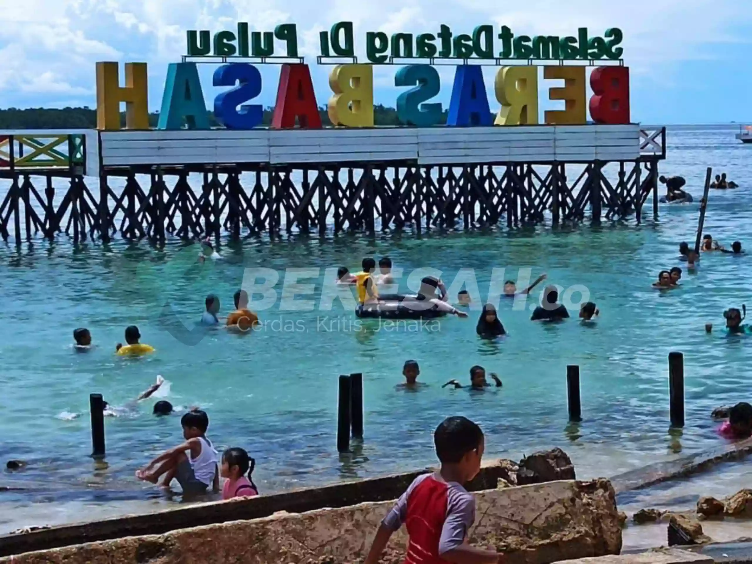 Pulau Beras Basah Masih Jadi Favorit Wisatawan Saat Libur Lebaran Capai 1.729 Orang