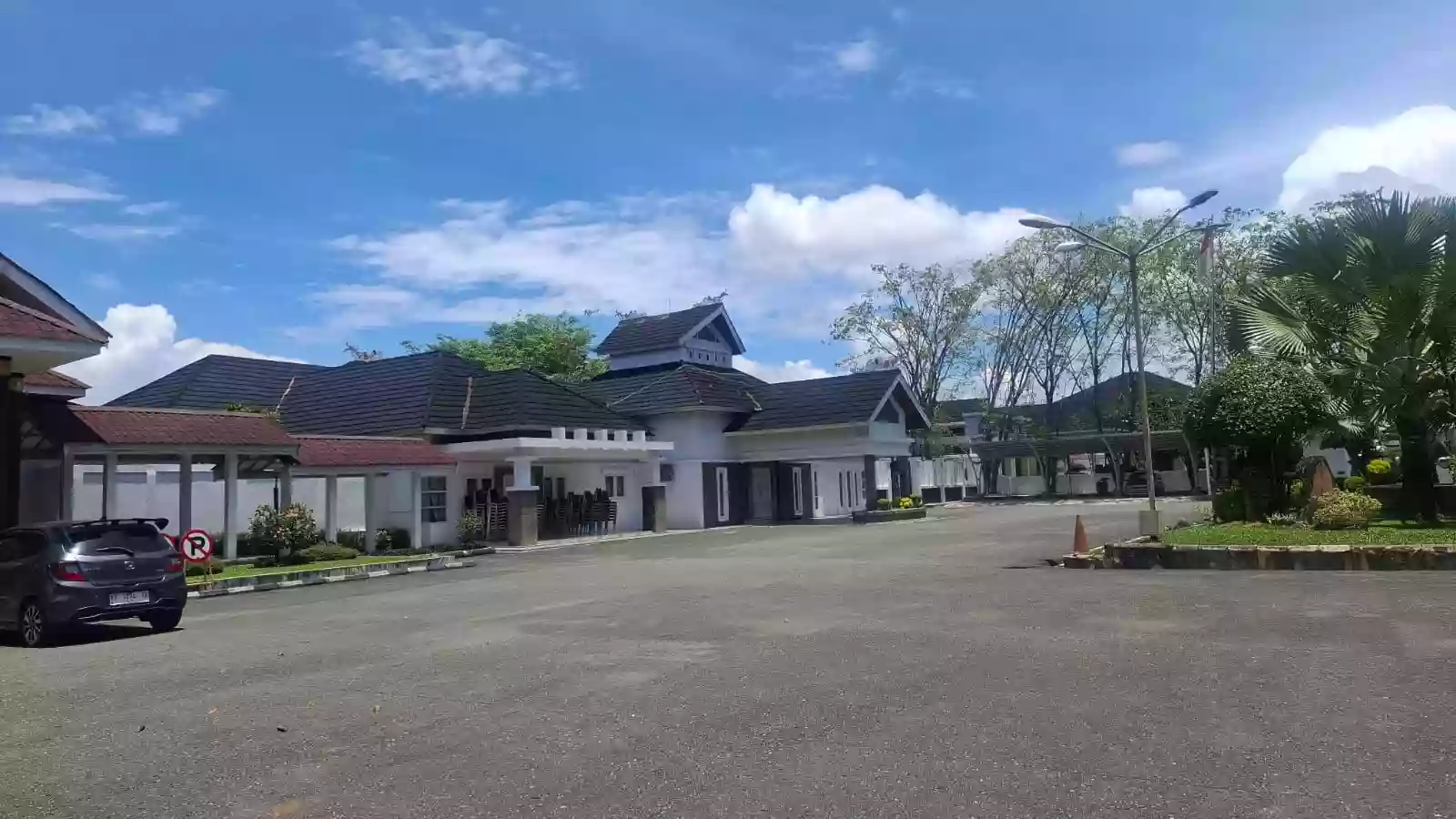Rencana Pemindahan Rujab Wali Kota Bontang ke Bonles Picu Ketegangan: HMI Kritik, KAHMI Pasang Badan