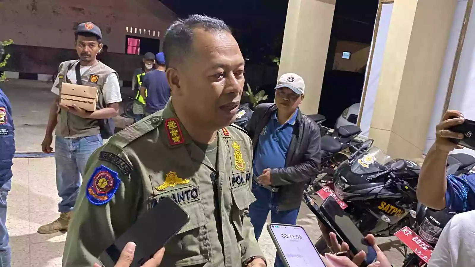 Hitung Mundur SP3, Satpol PP Bontang Bongkar Paksa Lapak PKL di Loktuan