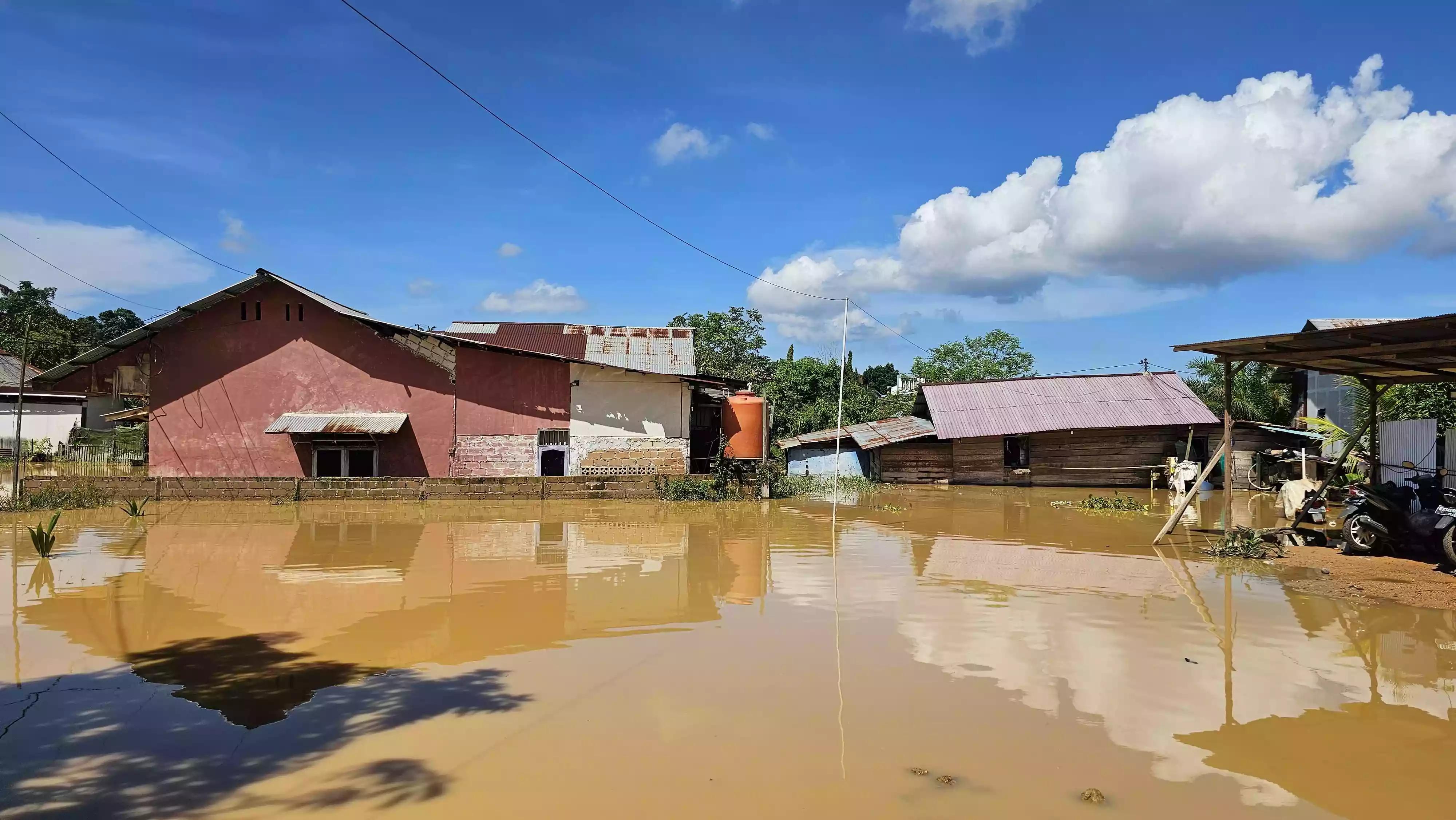44 KK Terdampak Banjir di Kelurahan Gunung Telihan
