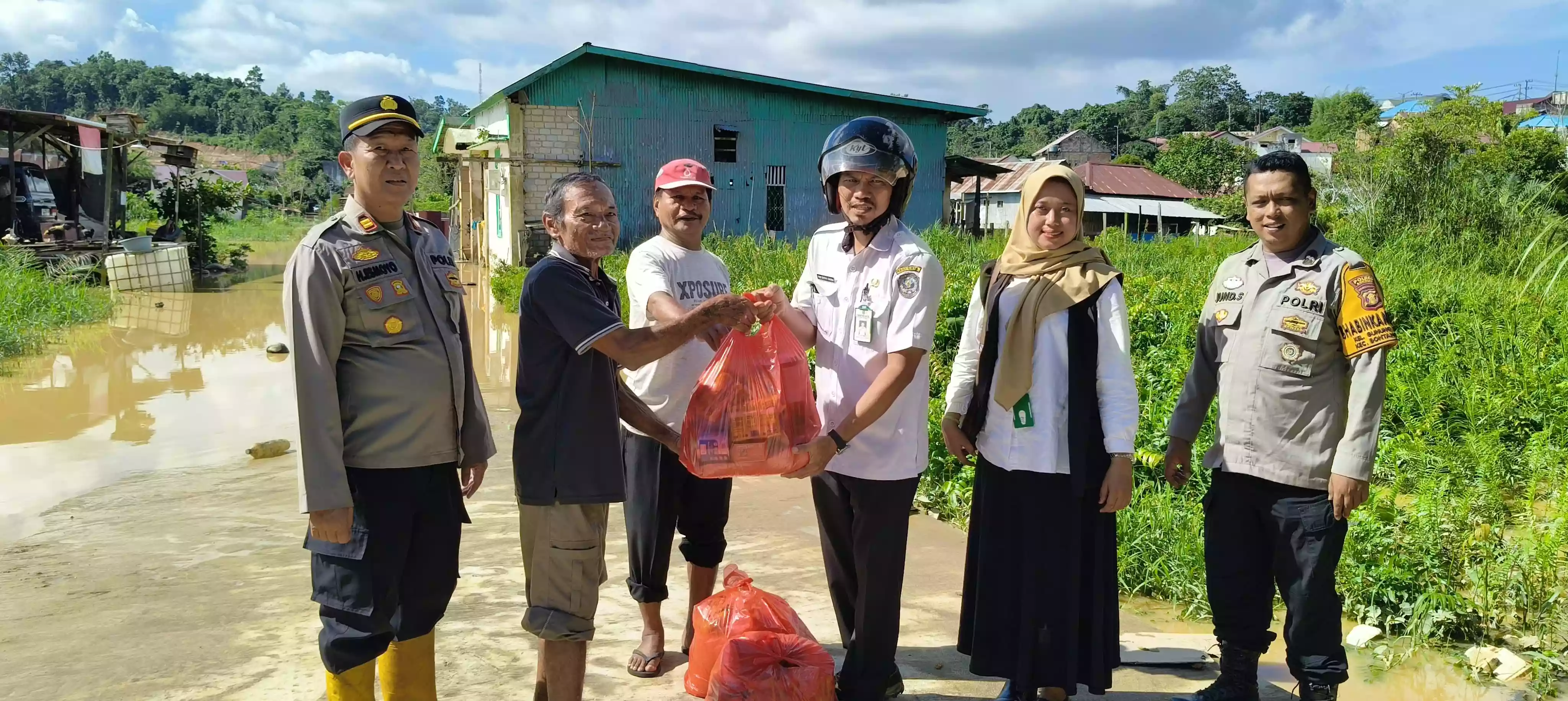 Empat RT Terdampak Banjir Dapat Sembako dari Dinsos Bontang