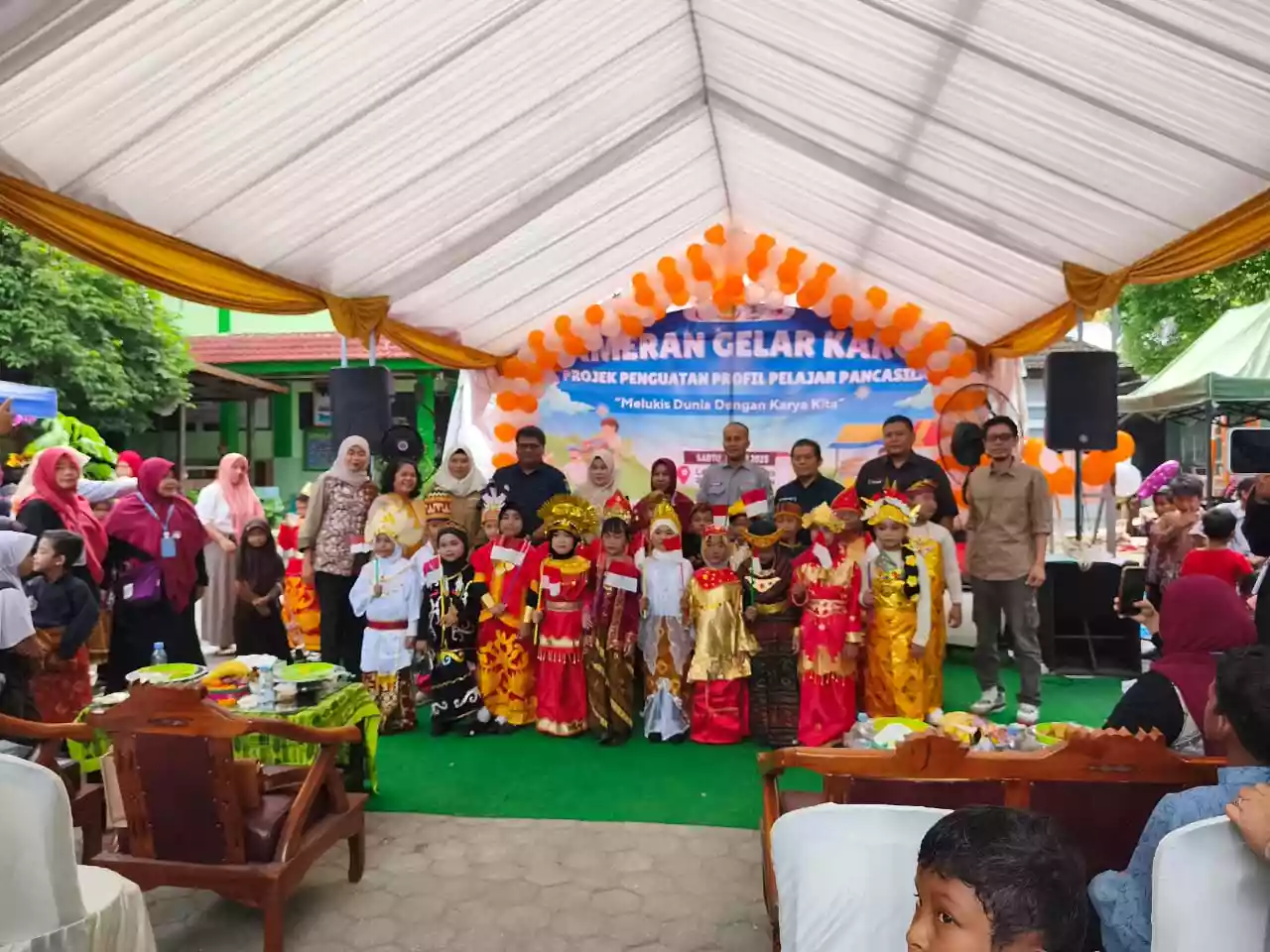 Pentas Seni Implementasi P5 SDN 013 BS Berlangsung Meriah, Tampilkan Kreativitas dan Bakat Siswa