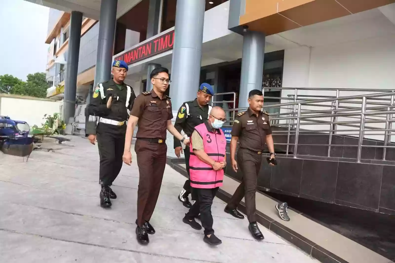 Mantan Kadis ESDM Kaltim Ditahan, Diduga Korupsi Dana Reklamasi Rp13 Miliar