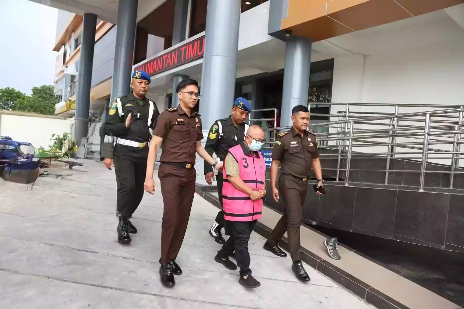 Mantan Kadis ESDM Kaltim Ditahan, Diduga Korupsi Dana Reklamasi Rp13 Miliar