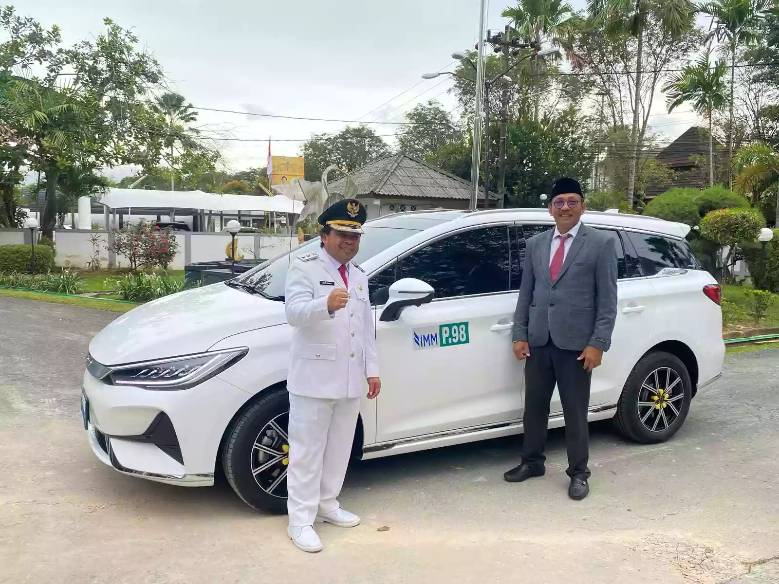 Upaya Mengurangi Zat Emisi di Bontang, PT IMM Gunakan Mobil Listrik
