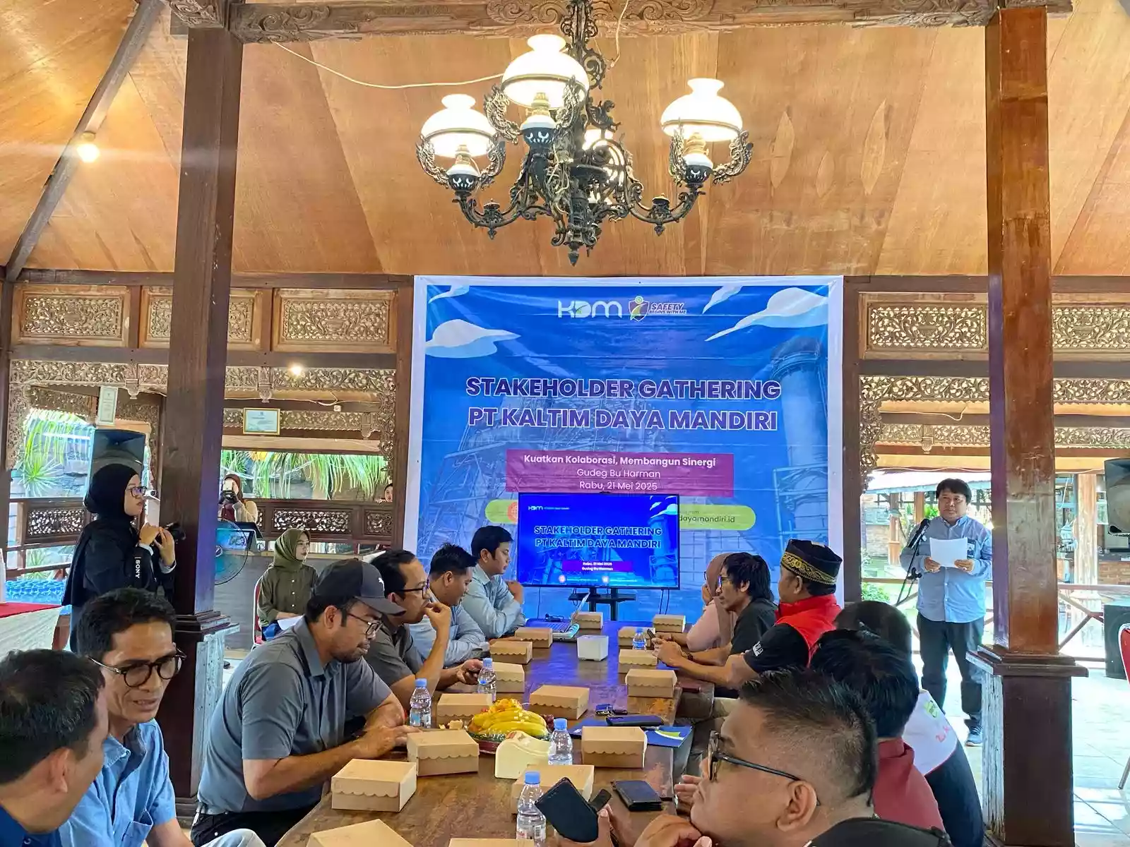 Perkuat Sinergi dan Kolaborasi, PT KDM Gelar Gathering Bersama Stakeholder Bontang