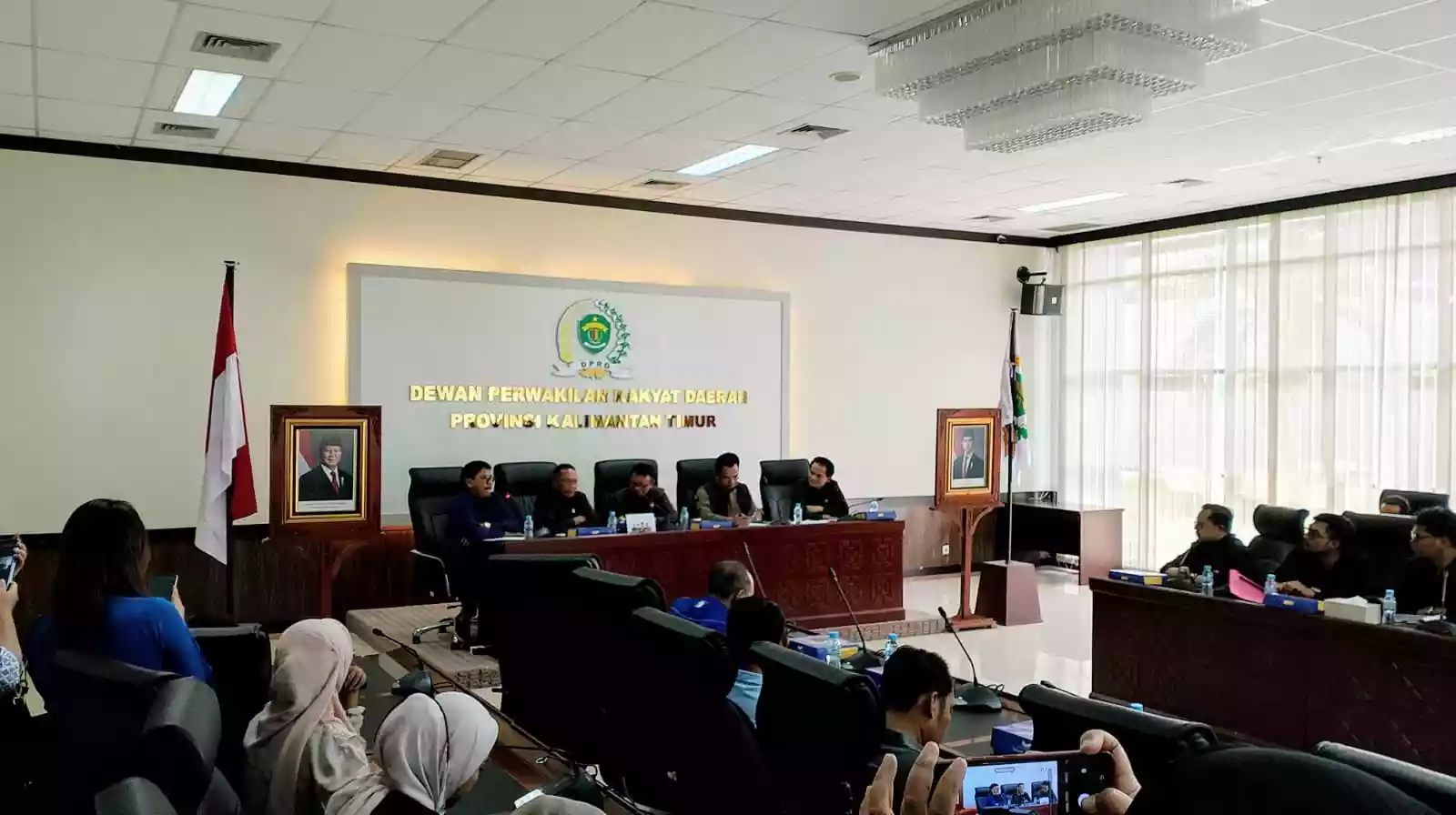Jalan Rusak, RS dan Listrik Tak Ada, DPRD Kaltim Komit Perjuangkan Aspirasi Warga Mahulu