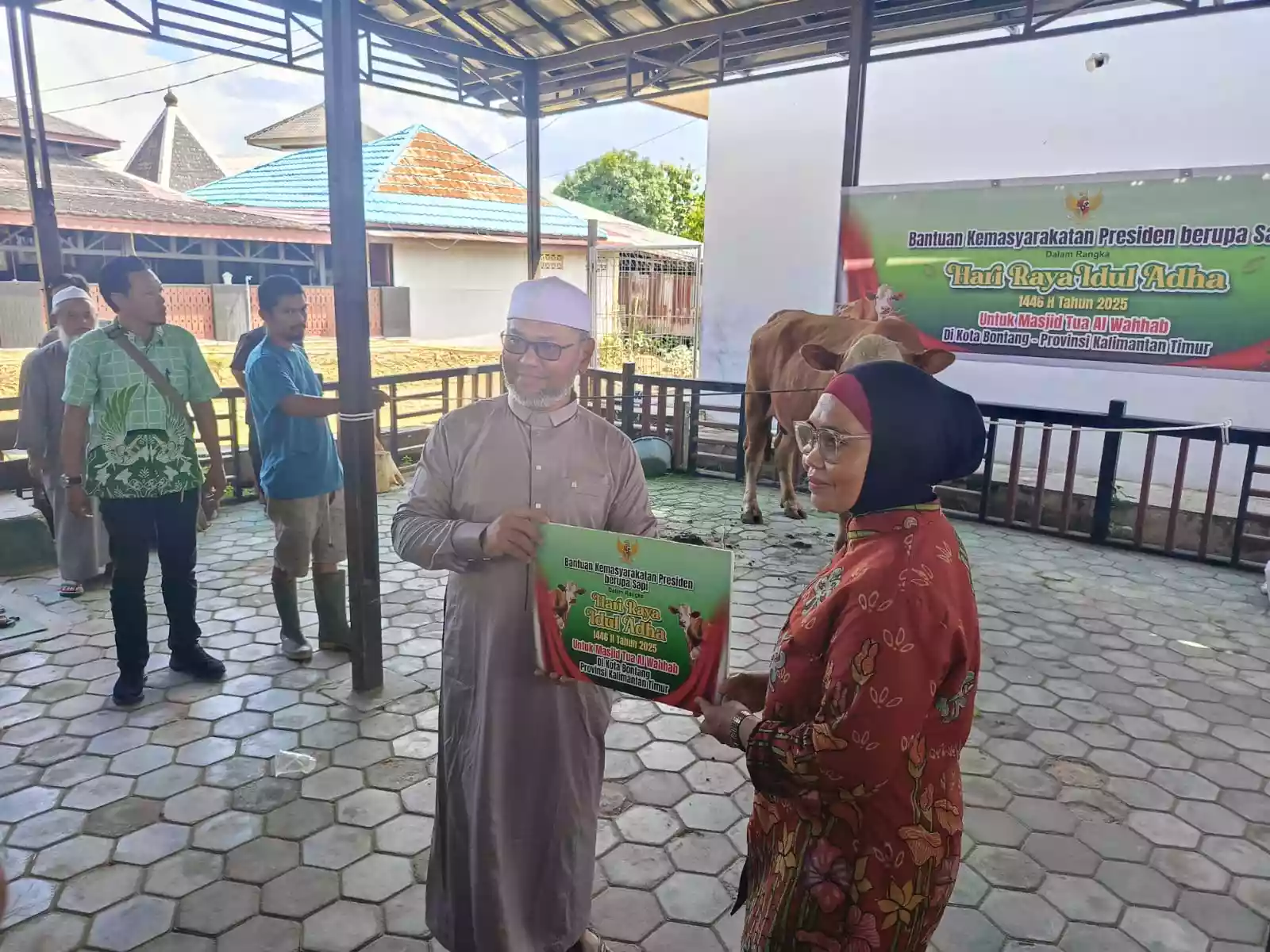 Jadi Catatan Sejarah, Prabowo Jadi Presiden Pertama RI yang Beri Hewan Kurban di Bontang