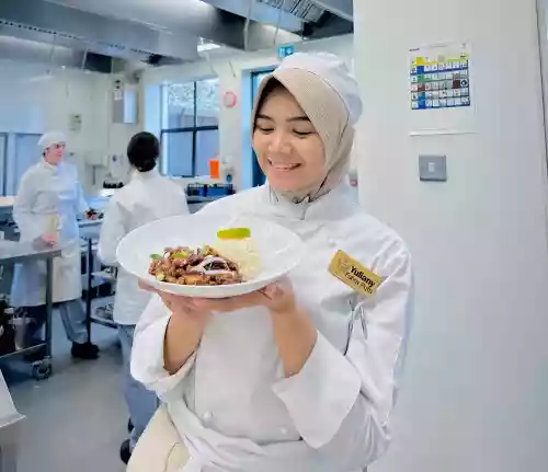 Kisah Remaja Samarinda Kuliah di Irlandia (3)