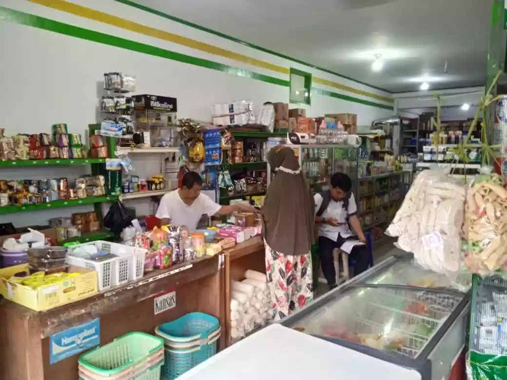Tiga Dekade Lebih Toko Normandi di Bontang: 8 Tahun Tak Menjual Rokok demi Saran Anak