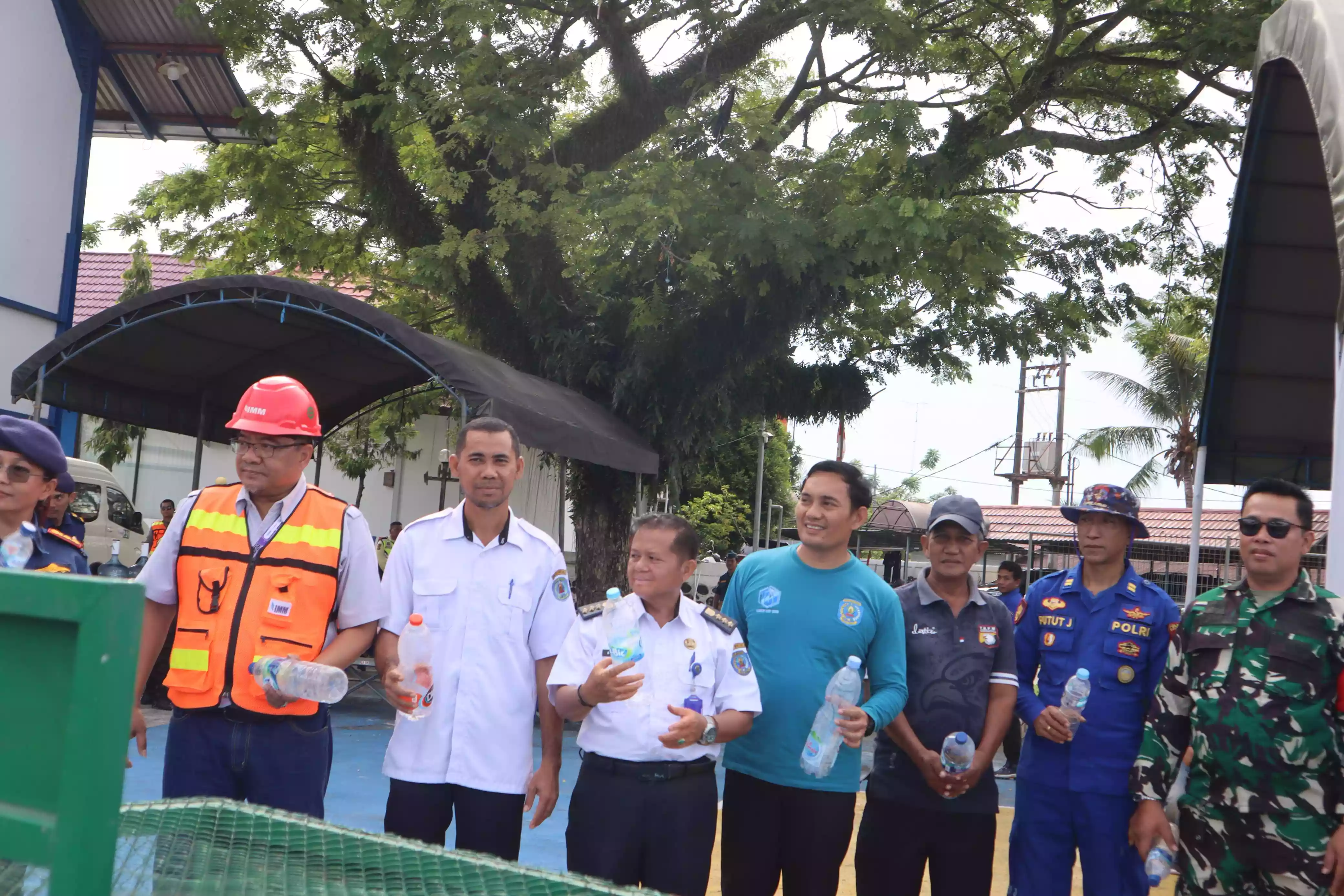 Indominco Gandeng KSOP dan DLH Bontang, Gelar Aksi Peduli Lingkungan di Pelabuhan Tanjung Laut Indah