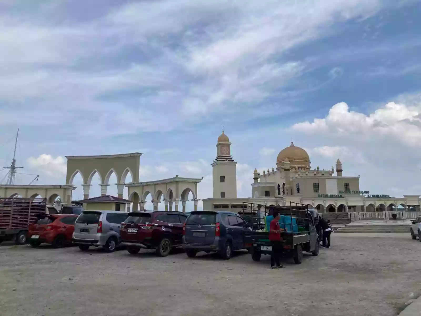 Toilet Masjid Terapung Diakui Sering Kotor, Jadi Buntu karena Dipakai Penumpang Kapal