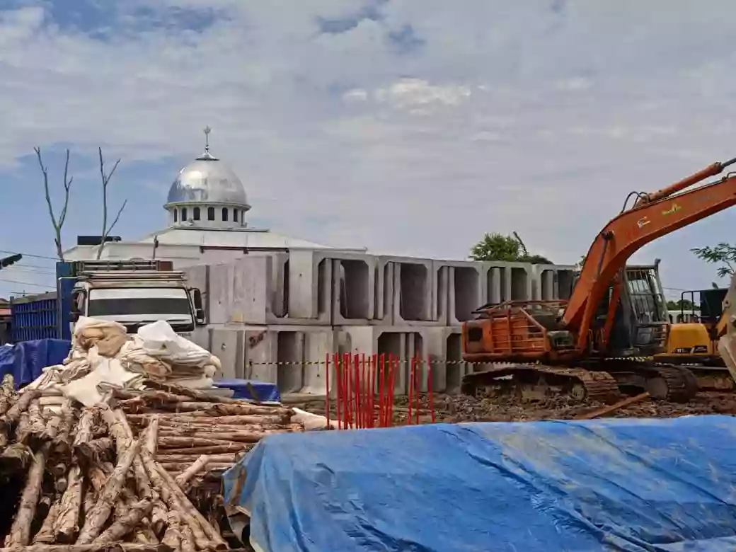 Peningkatan Drainase di Pisangan Bontang untuk Satu Sisi Jalan Saja, Ini Alasannya