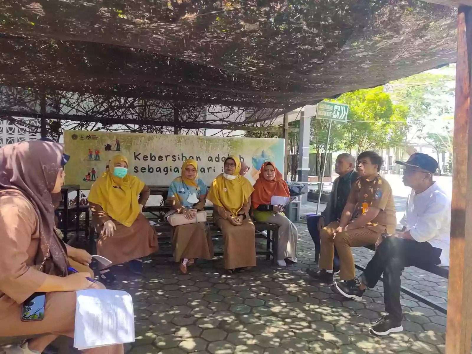 Disdikbud Bontang Tinjau SMPN 9 Guntung untuk Penilaian Kota Sehat 2025