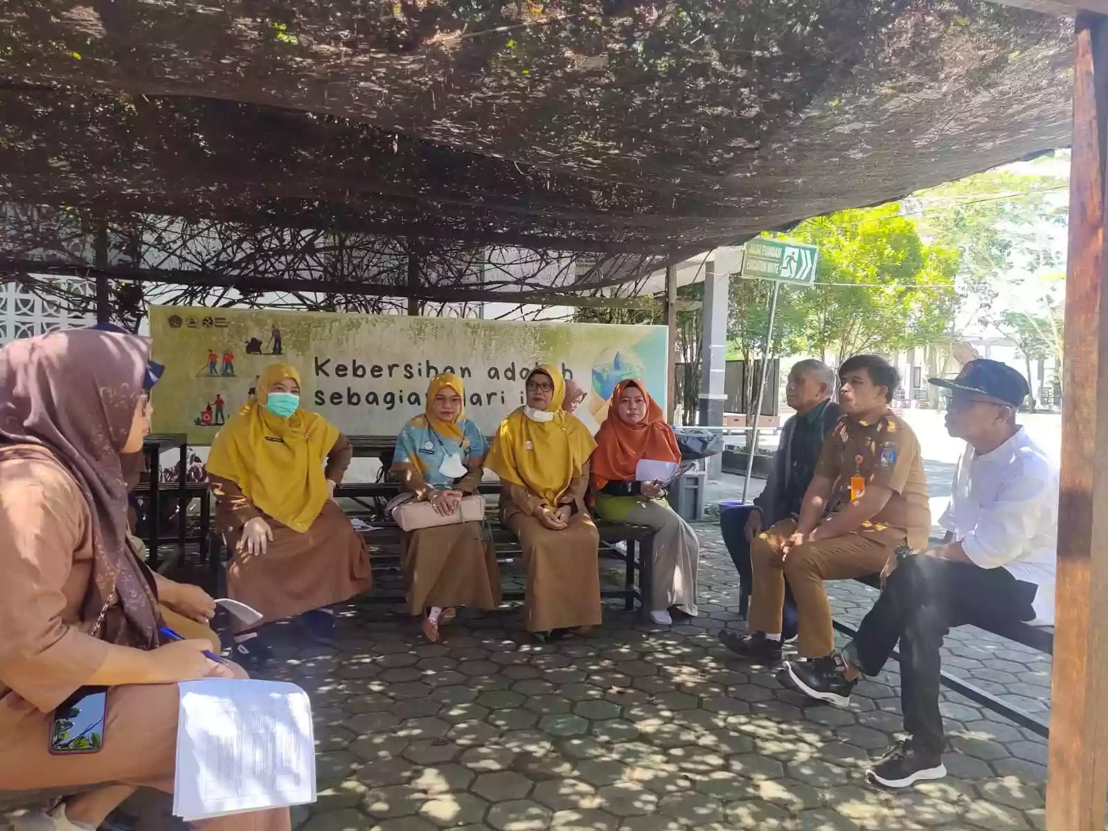 Disdikbud Bontang Tinjau SMPN 9 Guntung untuk Penilaian Kota Sehat 2025