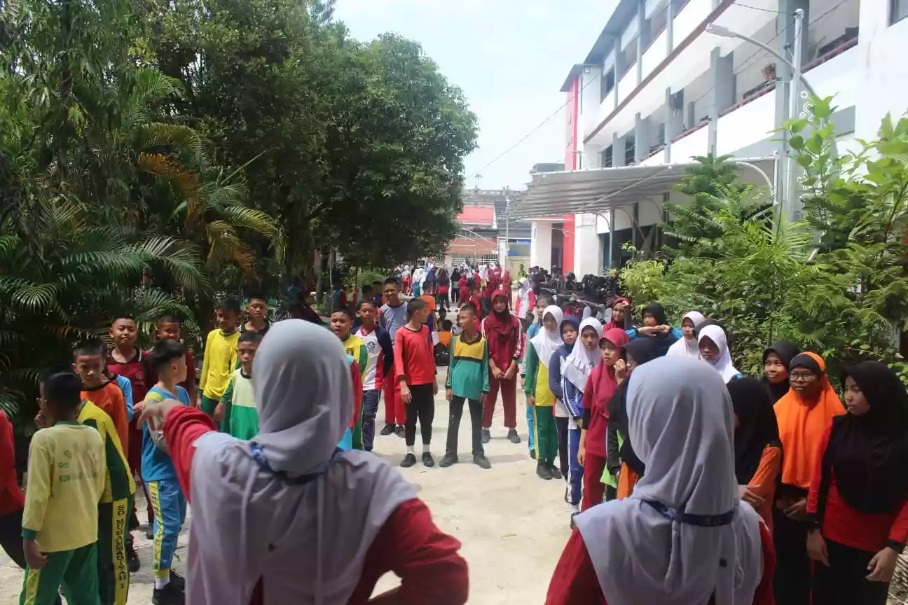 SMPN 2 Bontang Terapkan Tertib Administrasi Sejak Awal, Mulai Tata Data saat Pra MPLS
