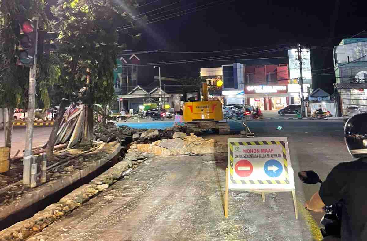 Jalan Jadi Lahan Parkir di Malam Hari, Juru Parkir Bontang: Makin Kesini, Makin Semrawut