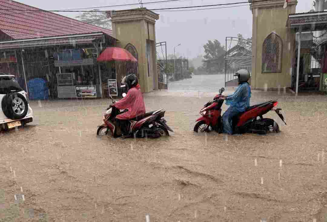 BREAKING NEWS: Jalan H. M. Ardans Bontang Ditutup Sementara karena Banjir