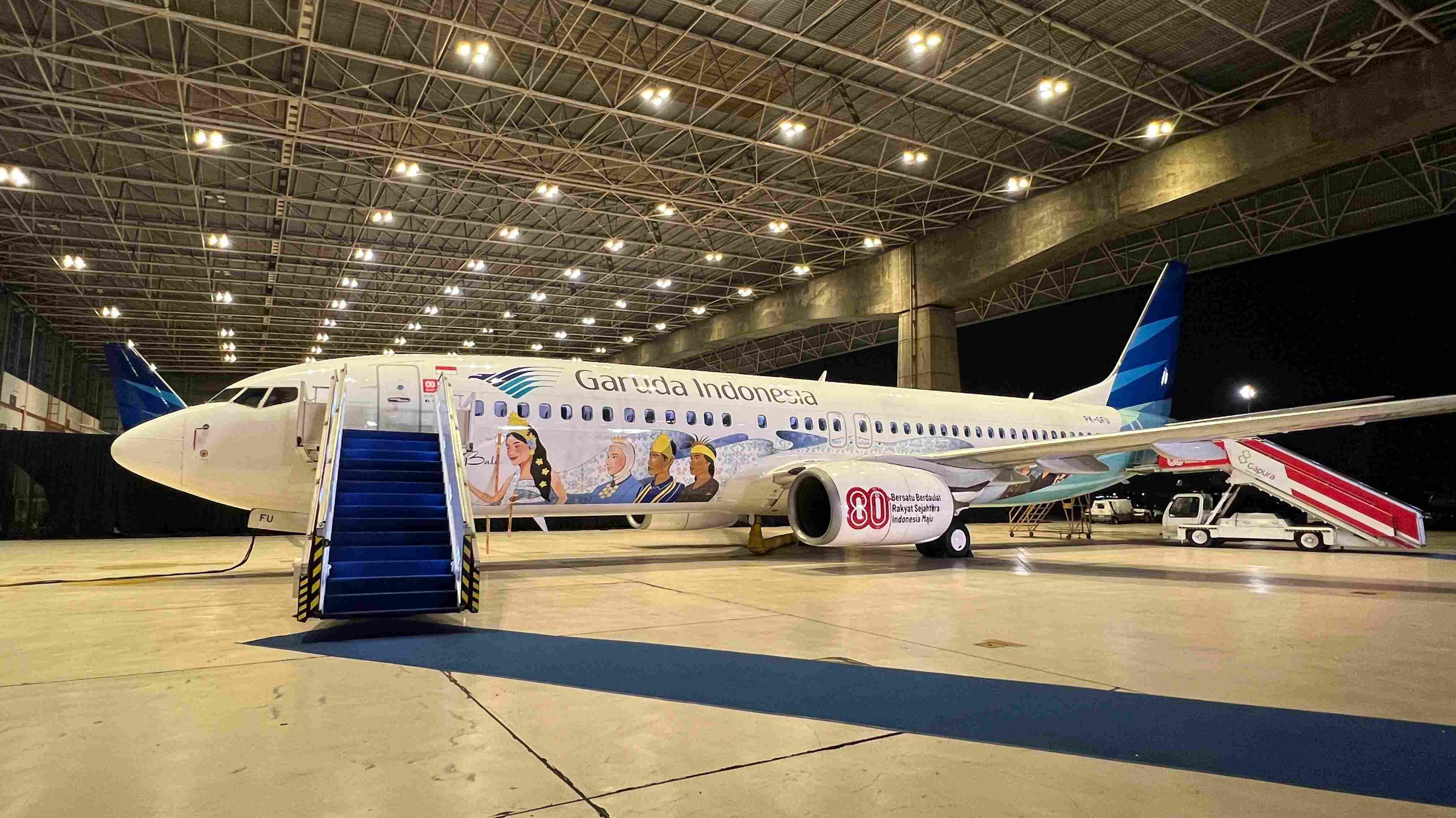 16 Suku di Indonesia Tampil di Special Livery Design Garuda Indonesia: Ada dari Kutai, Banjar dan Dayak