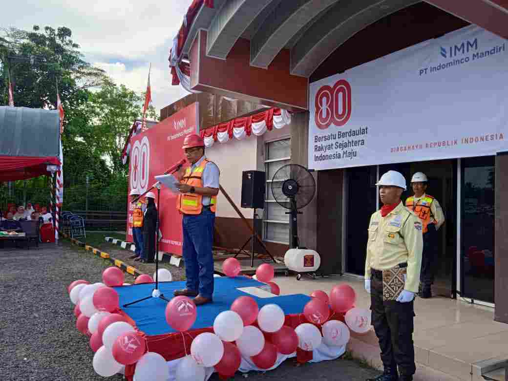 Peringati HUT RI ke-80, PT Indominco Mandiri Gelar Upacara Bendera dan Berikan Pelbagai Penghargaan
