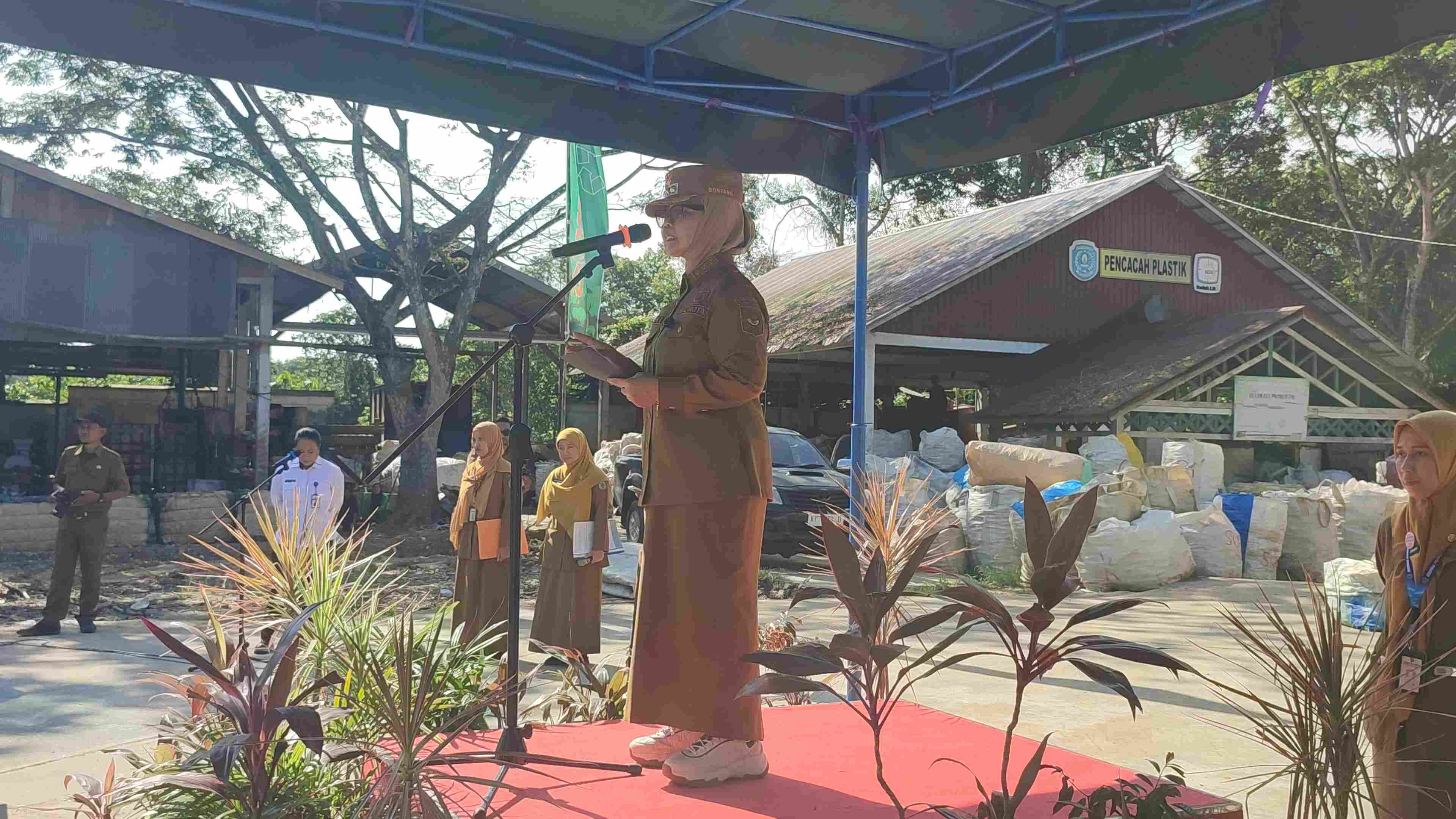 Saat Sambutan, Wali Kota Bontang Tanya Langsung Kebutuhan Para Guru