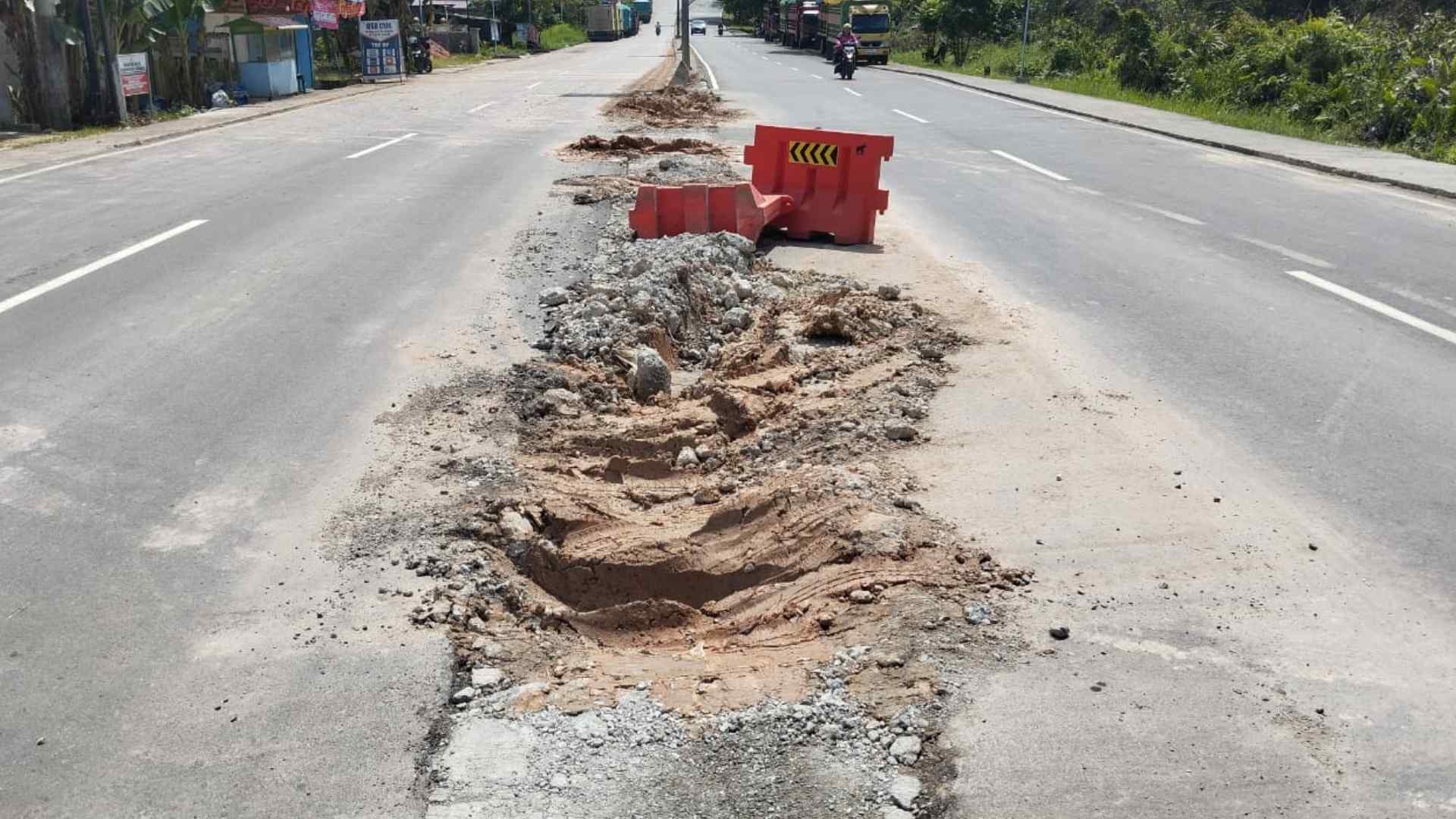 Tak Sampai Dua Bulan, U Turn di Jalan Arif Rahman Hakim Bontang Rusak