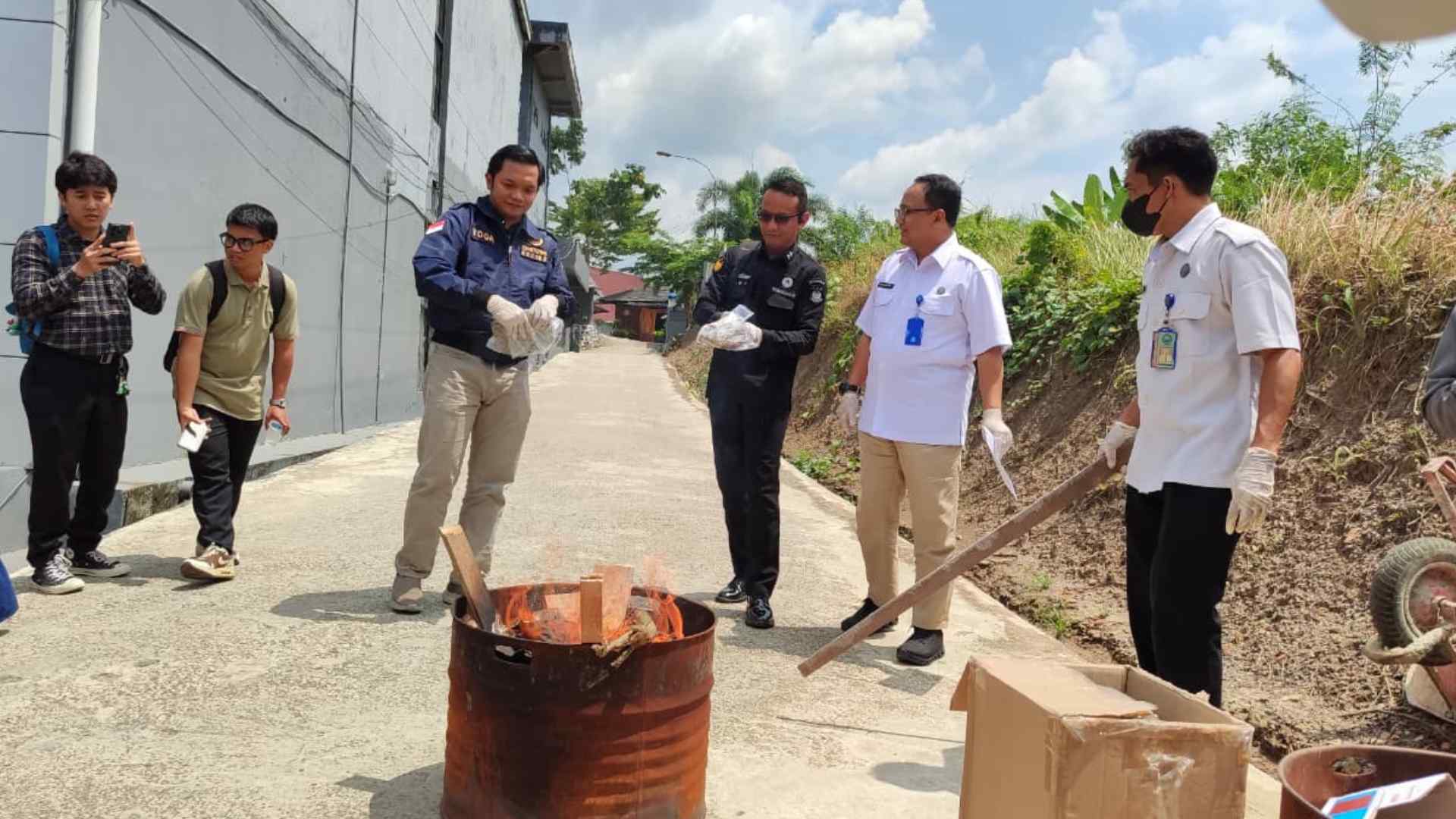 Lewat Ekspedisi, Makanan Kucing dan "Granat" Jadi Media Pengiriman Narkoba ke Samarinda