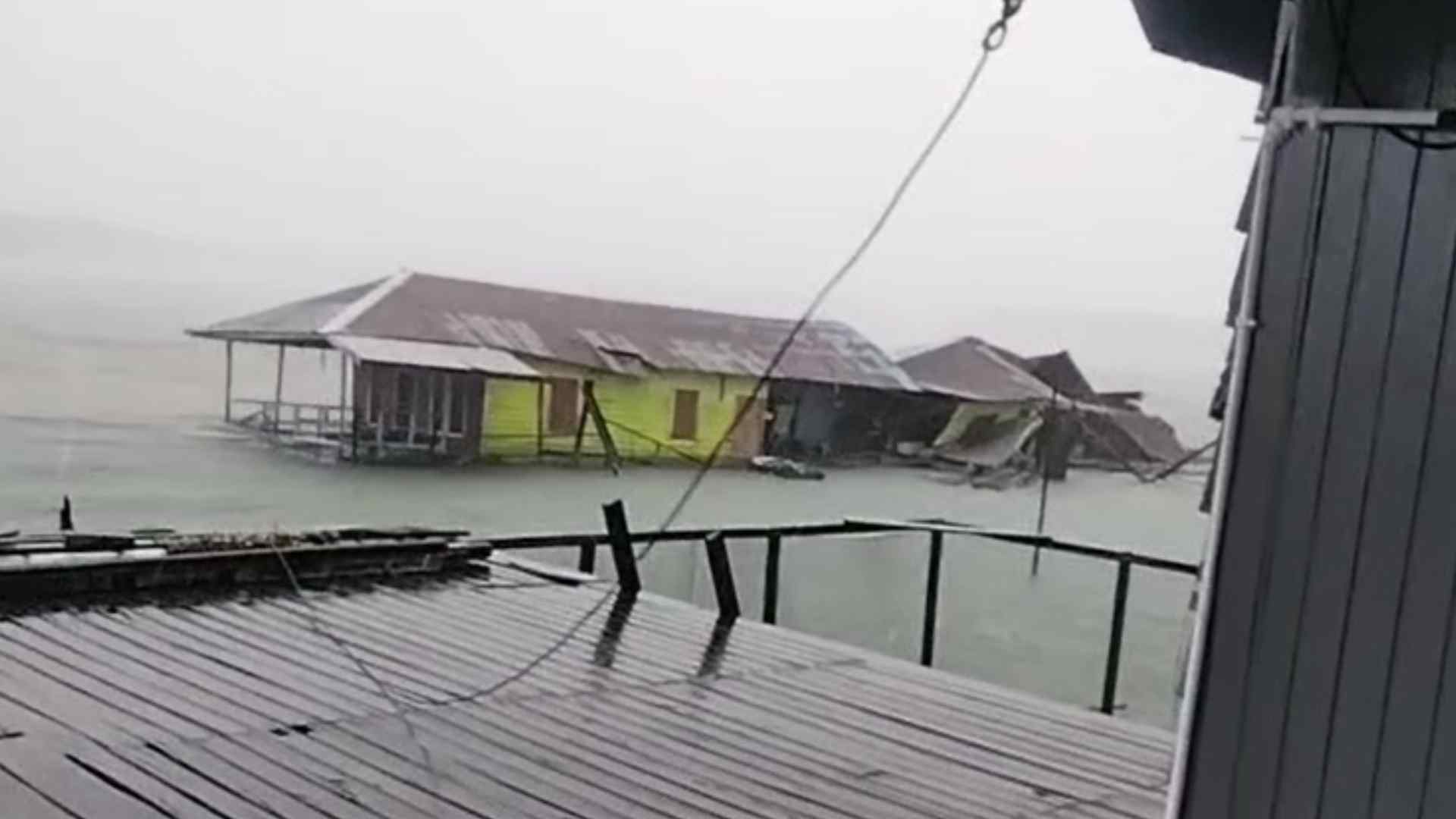 Rumah Warga Roboh Lagi di Pesisir, BPBD Bontang Ternyata Sudah Prediksi Sejak 9 September