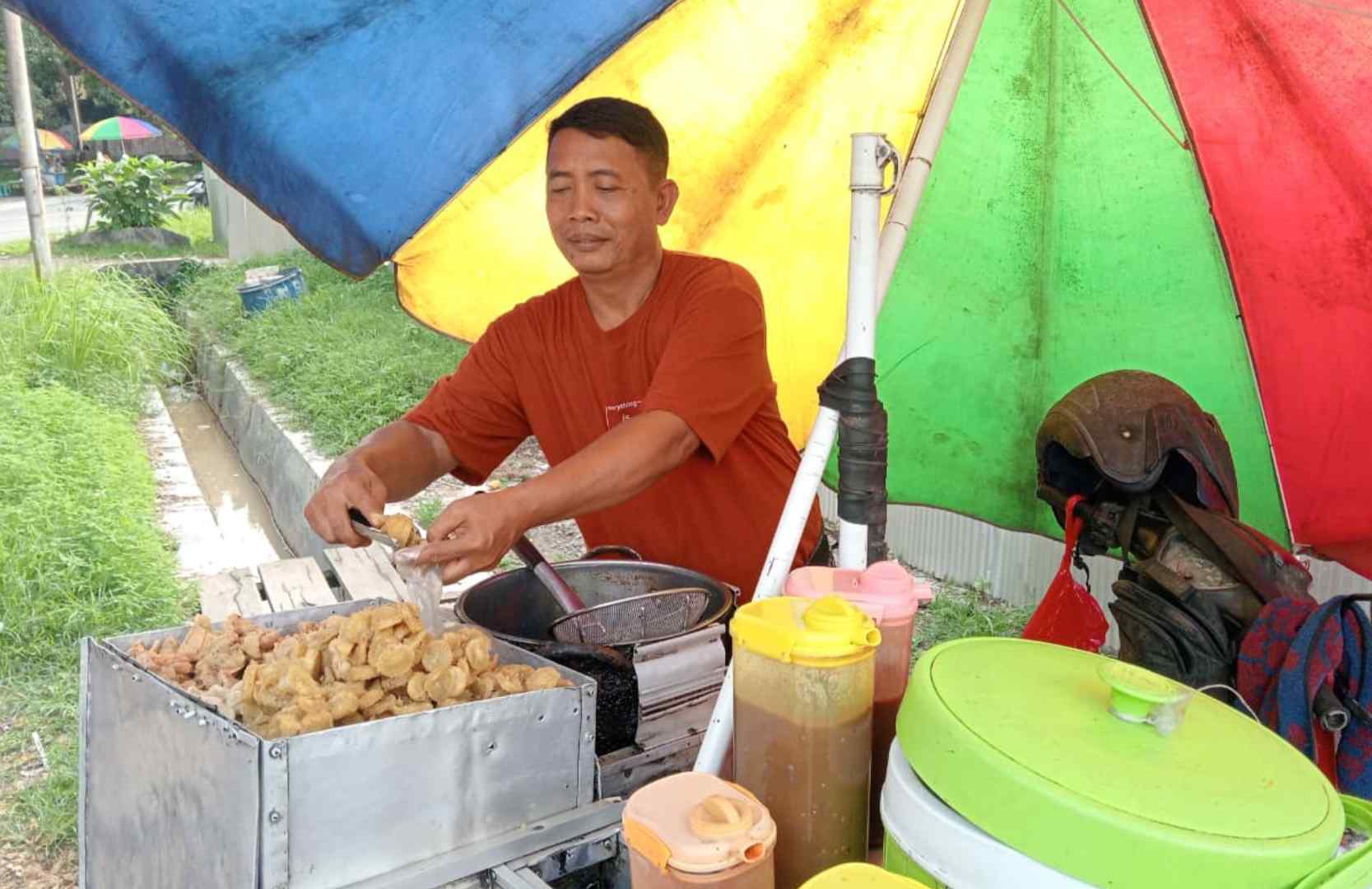 Dari Pentol Jadi Rumah Hingga Anak Bisa Sekolah, Cerita Paklik Pentol Goreng HOP 1 Bontang