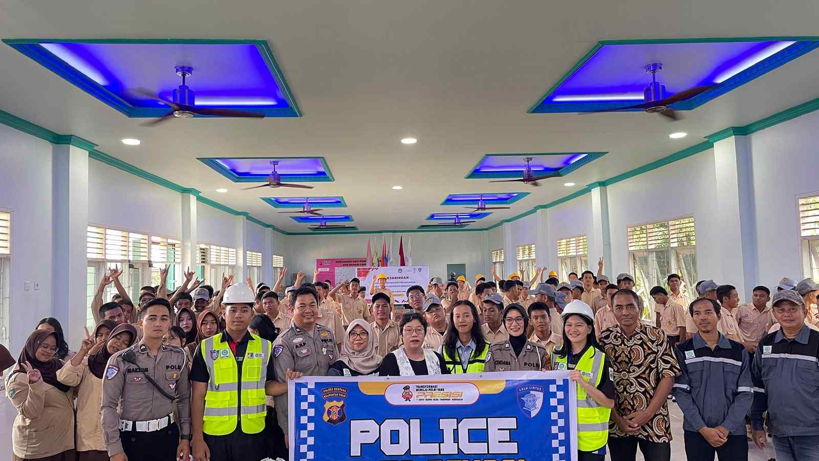 PAMA Safe School: Pelajar SMK Negeri 3 Bontang Dapat Pembekalan Keselamatan Berlalu Lintas dari Sat Lantas Polres