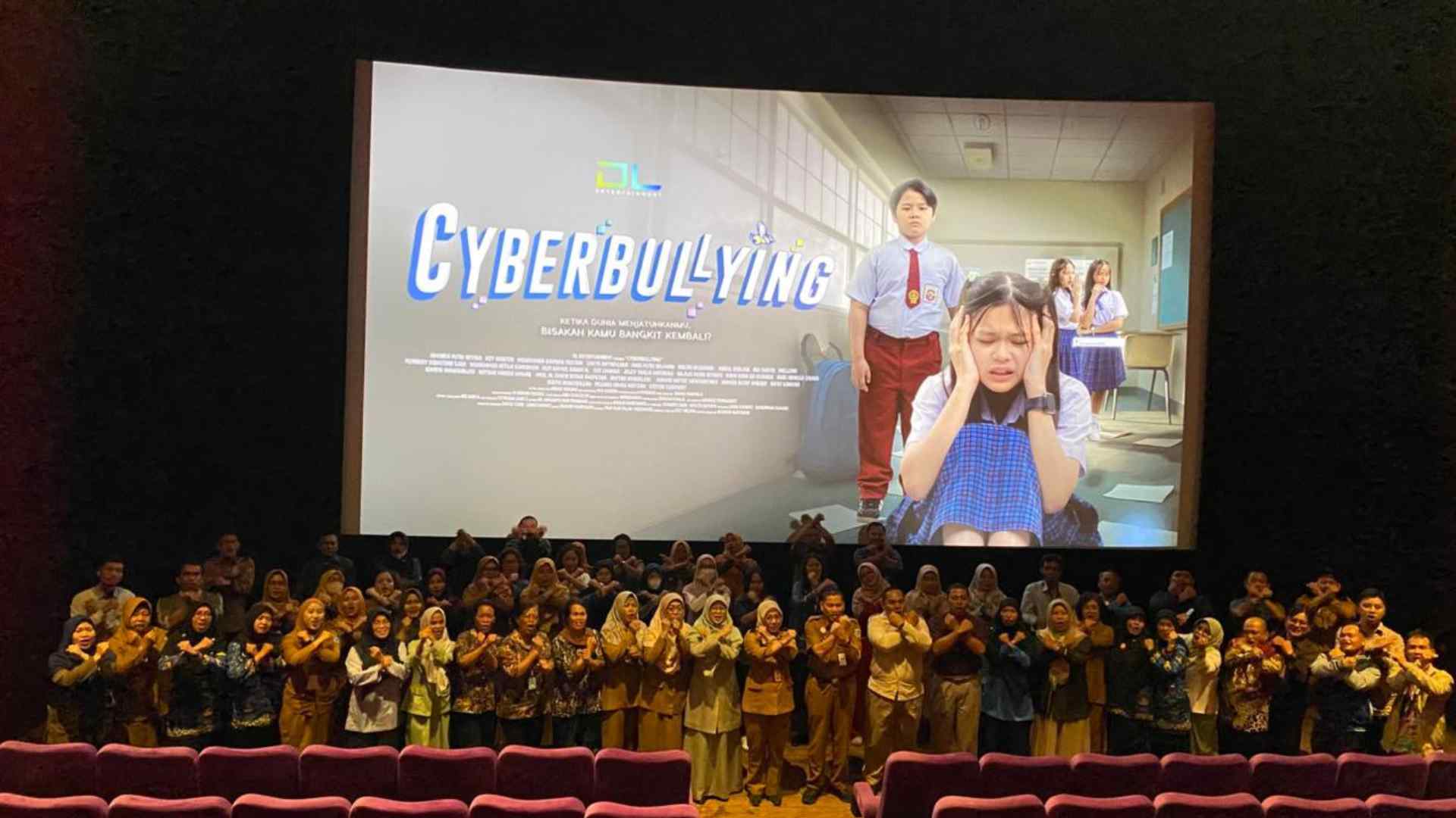 Lewat Film "Cyberbullying", Para Guru di Bontang Dapat Edukasi