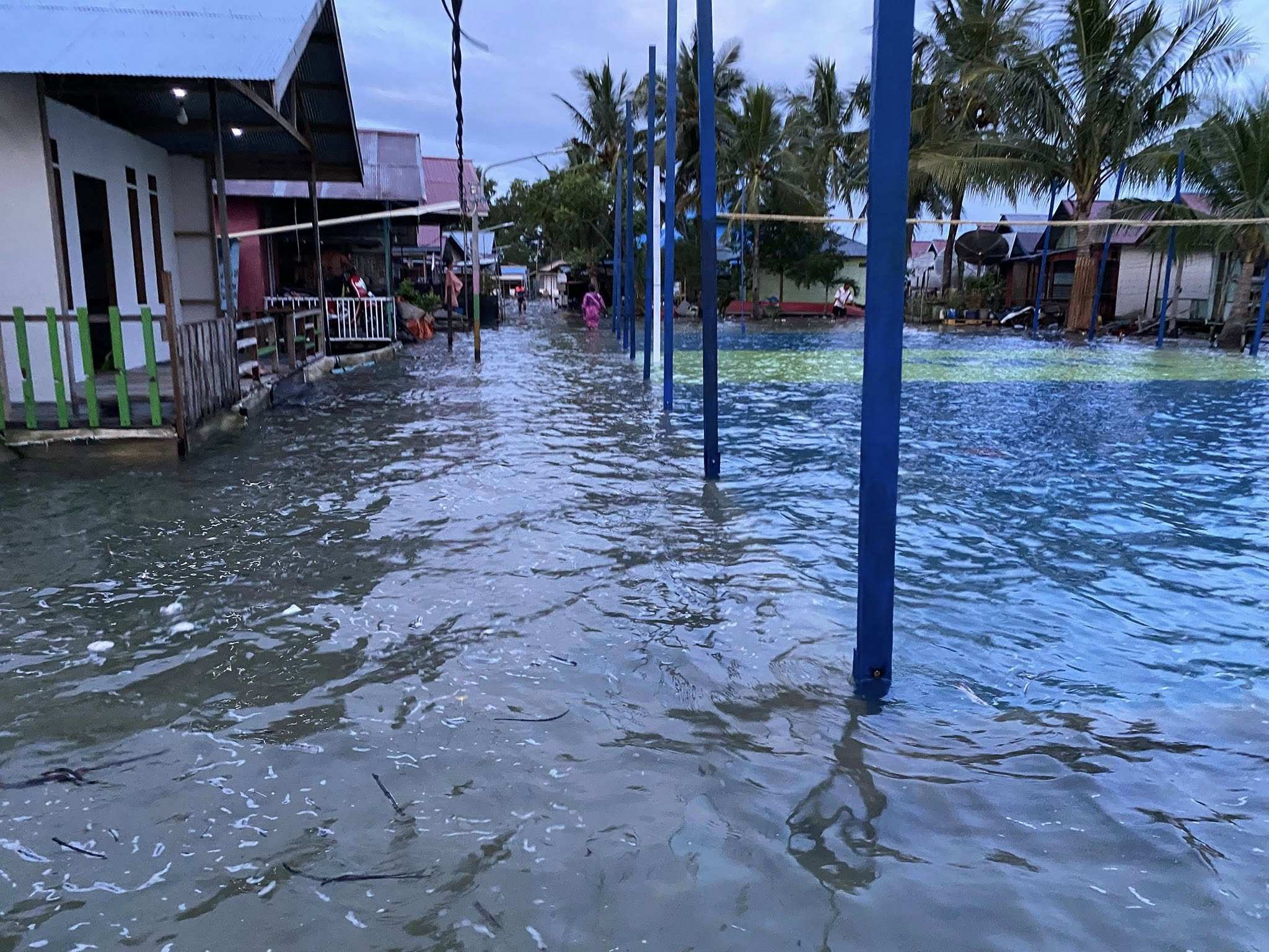 BREAKING NEWS: Pulau Gusung Bontang Tenggelam Dihantam Banjir Rob