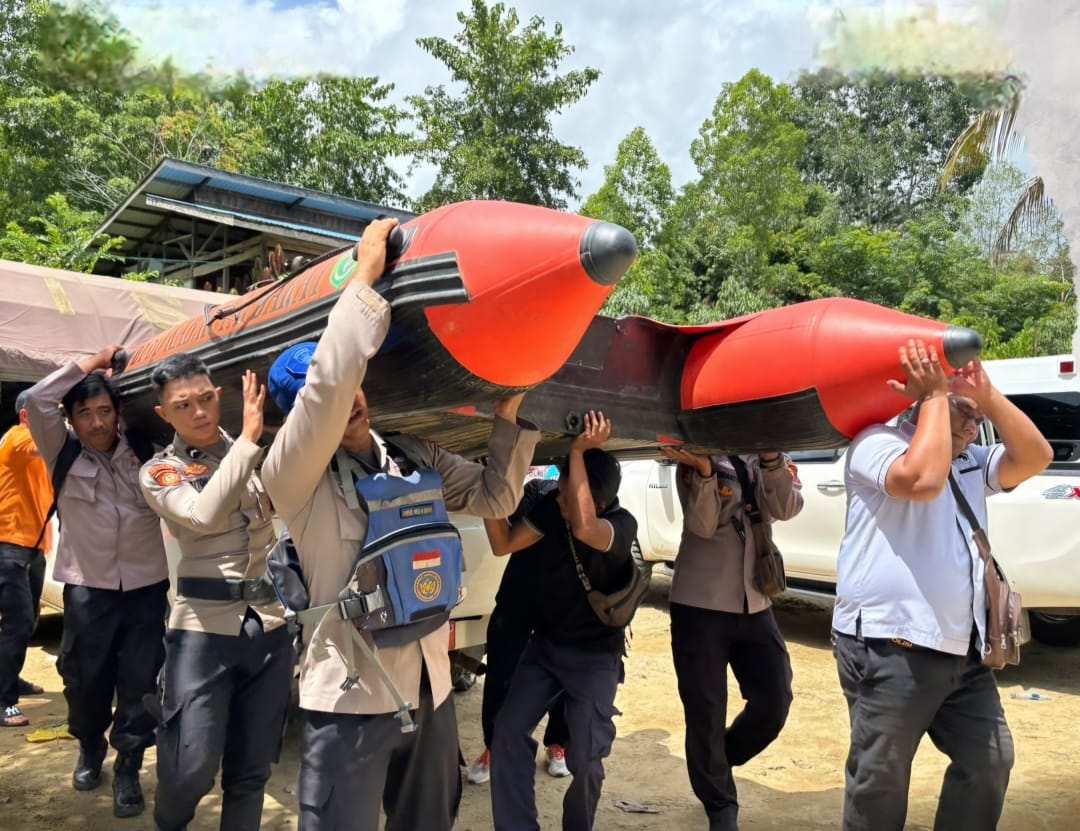 Overload dan Lawan Arus, Taksi Air Tenggelam di Perairan Kubar, 8 Penumpang Hilang