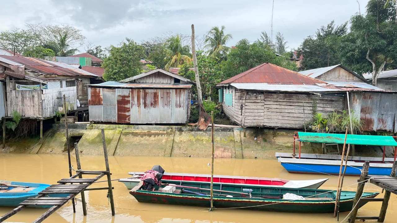 Bekesah - Di Guntung Bontang, Perahu Bisa Hanyut dan Tenggelam Jika Tak ...