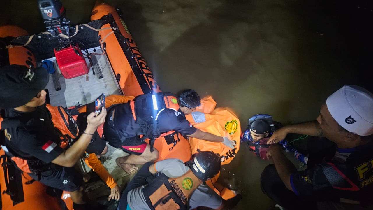 Tenggelam di Area Pelabuhan Sungai Kunjang Samarinda, Jasad Bocah 10 Tahun Ditemukan Nelayan