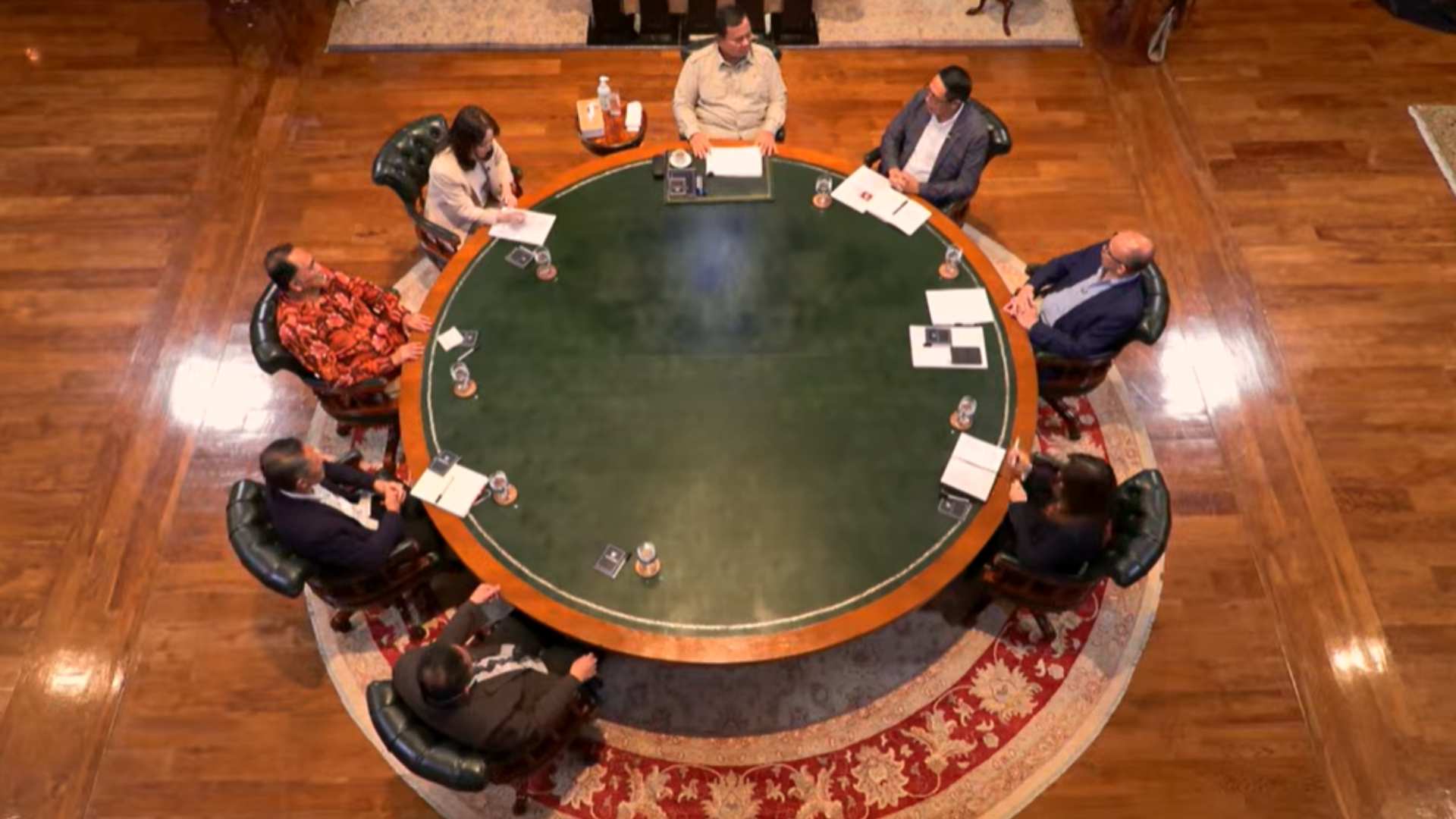 Disentil Langsung Presiden, Mobil Dinas Gubernur Kaltim Jadi Contoh Penggunaan APBD Tak Produktif