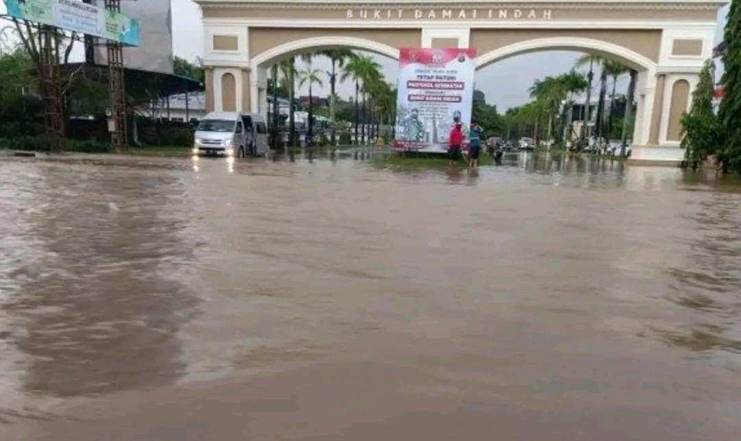 Banjir Jalan MT Haryono Balikpapan Belum Tuntas, Kunci Penanganan Ada di Lahan Hilir