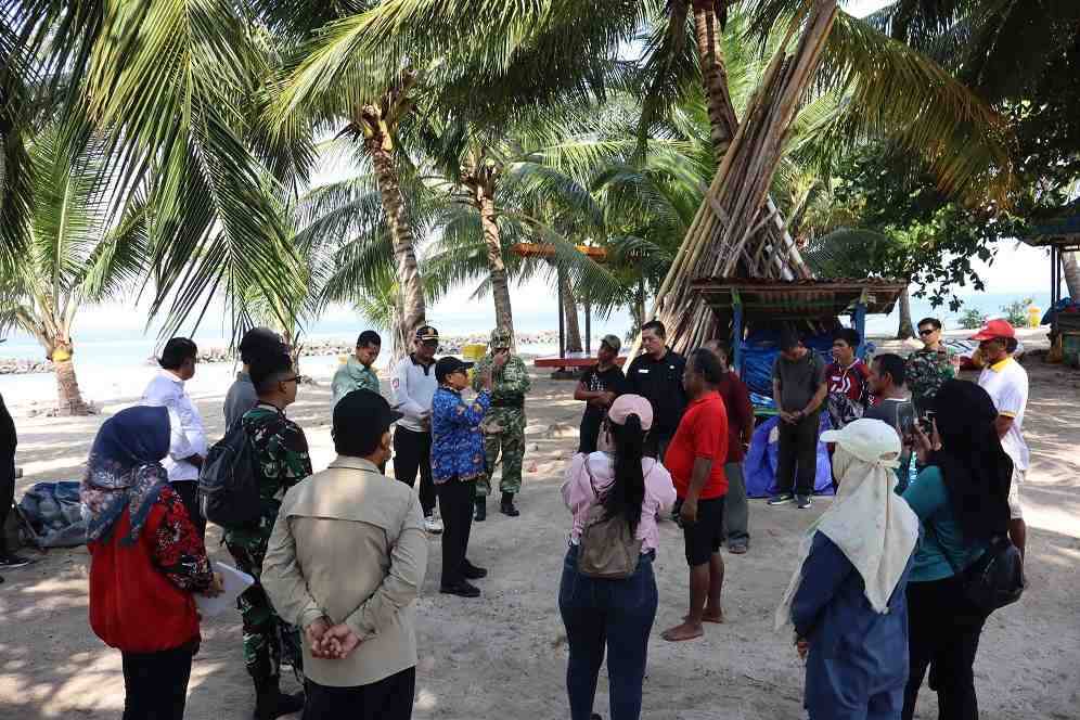 Dispopar Bontang Monitoring Pulau Beras Basah, Serahkan Surat Sosialisasi