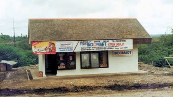 Ada Tulisan "Kitadin Embalut", Benarkah Gerai Indomaret Pertama Ada di Kaltim?