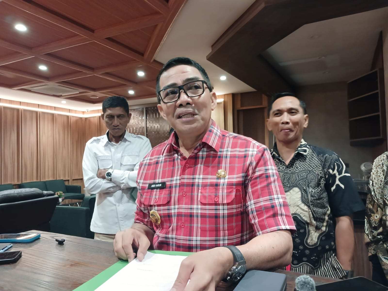 Laba Naik, Dividen Turun: Andi Harun Pertanyakan Transparansi Bankaltimtara